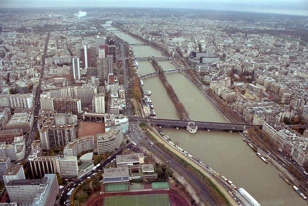    Eiffel tower