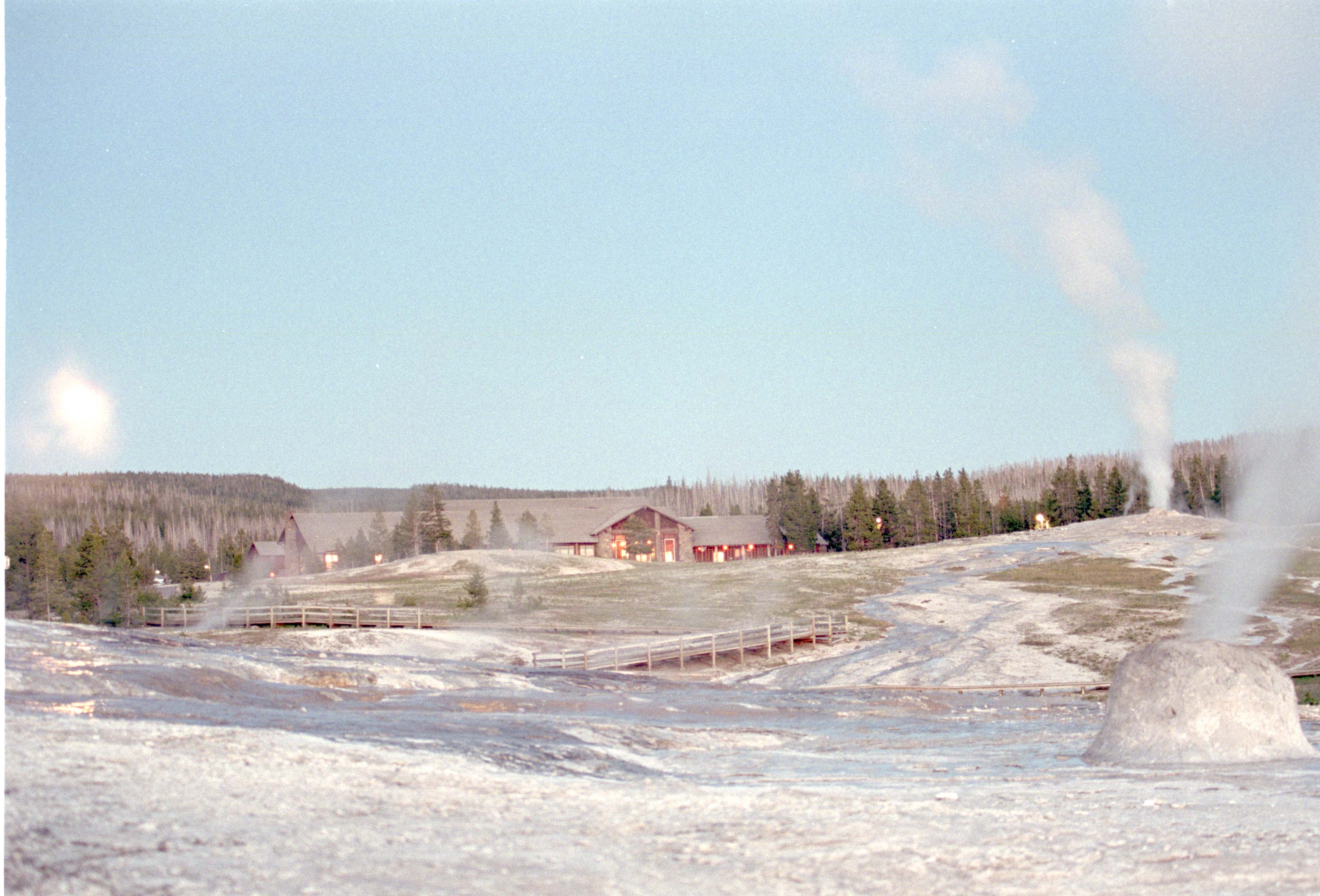 000616 M061 Upper Basin  Moonrise