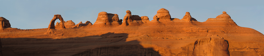 Delicate Arch at Sunset   Arches National Park, Utah